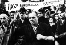 Manifestação de trabalhadores contra a bomba atômica
