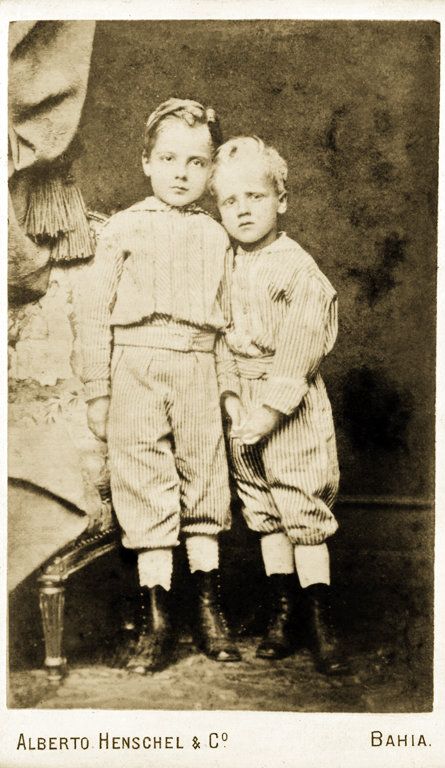 Retrato de meninos - Alberto Henschel & Co.